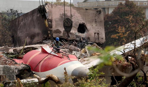 El accidente aéreo de Air India tuvo solo un pasajero logró salir con vida del vuelo AI-117. Ramesh Vishwash Kumar, de 40 años. Foto: EFE Air India | accidente aéreo