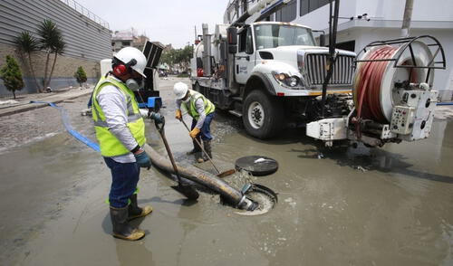 Colapso de red de alcantarillado o agua potable no identificado a tiempo afecta el espacio público de Lima y Callao. Colapso de red de alcantarillado o agua potable no identificado a tiempo afecta el espacio público de Lima y Callao.