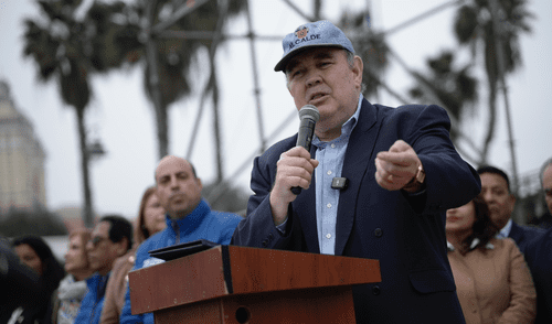 Lo que era un evento oficial de la Municipalidad de Lima, se convirtió en un acto político tras las declaraciones de Rafael López Aliaga. Foto: Créditos: John Reyes / URPI - LR Rafael López Aliaga