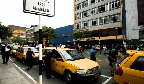 ATU inicia campaña "Taxi Amarillo, Primero" e impone multas a conductores que incumplan medida. Foto: Archivo/ La República.