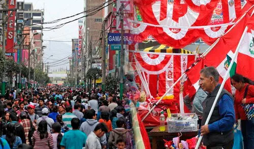 Gremios de Gamarra y Mesa Redonda expresaron su rechazo ante la propuesta del Gobierno. Foto: Composición LR