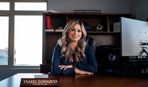 Isabel Lonasco transformó su experiencia migratoria en una firma legal que hoy defiende a cientos de inmigrantes en EE. UU. Isabel Lonasco transformó su experiencia migratoria en una firma legal que hoy defiende a cientos de inmigrantes en EE. UU.