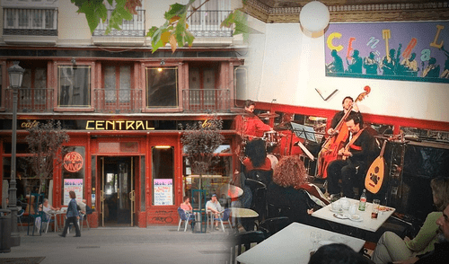 Café Central, uno de los templos del jazz en Madrid, anunció que se encuentra en la búsqueda de un nuevo local para un nuevo comienzo. café central, madrid, españa