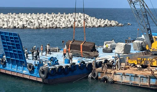 Hallan bloques del faro, maravilla del mundo antiguo, en Alejandría. Foto: GEDEON Programmes / CEAlex Faro de Alejandría - Mar Mediterráneo - Arqueología