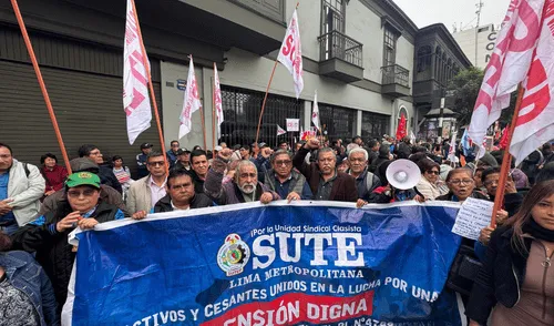 Se anuncia una nueva movilización de no aprobarse proyecto que aumente pensiones de profesores cesantes y jubilados. Foto: Sutep.