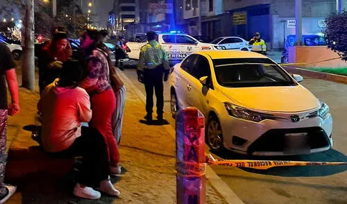 Sicarios se ensañan con joven y lo acribillan con múltiples disparos dentro de su auto en Carabayllo