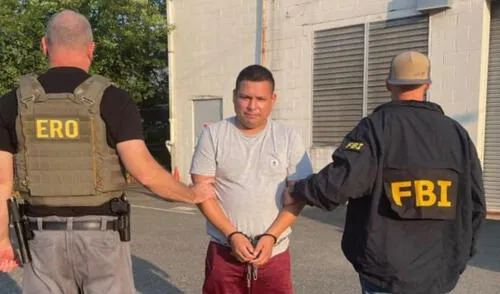 Capturan en Estados Unidos a exsuboficial de la PNP acusado de liderar organización criminal en Lima Norte Capturan en Estados Unidos a exsuboficial de la PNP acusado de liderar organización criminal en Lima Norte