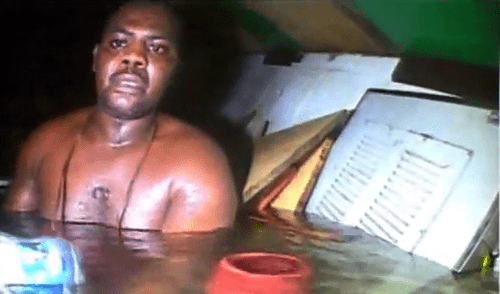 Harrison Okene fue hallado con vida en la cocina del barco, a 30 metros de profundidad. Foto: AFP Harrison Okene - Nigeria - Naufragio