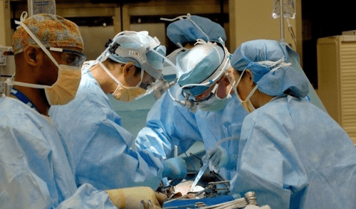 Los mejores médicos tienen que cumplir ciertos requisitos. Foto: Foro Económico Mundial