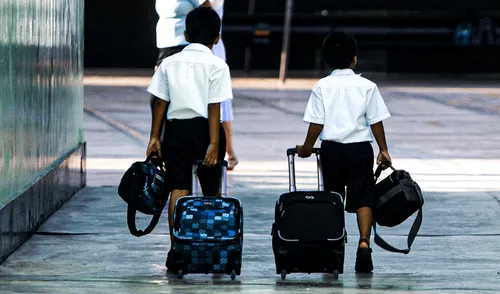 China anuncia que eliminará tarifas de educación preescolar y será gratuita de forma progresiva desde 2025