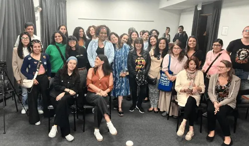 NUNA otorga un premio en el Festival de Cine de Lima.