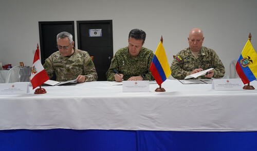 Fuerzas armadas de Perú, Ecuador y Colombia de unen contra el crimen organizado.
