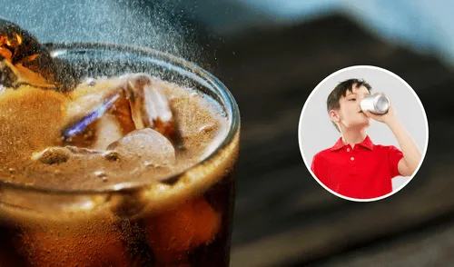 Científicos advierten los peligros para los niños al beber bebidas gasificadas a diario.
