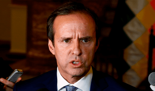 Jorge "Tuto" Quiroga fue presidente de Bolivia entre los años 2001 y 2002. Jorge "Tuto" Quiroga fue presidente de Bolivia entre los años 2001 y 2002.