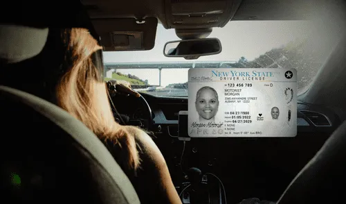 Las personas mayores de 87 años deben renovar su licencia de conducir anualmente a partir de 2025.