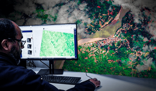 La aplicación GeoAPP es de uso gratuito para las entidades del Estado. Foto: composición LR / CONIDA / PerúSAT La aplicación GeoAPP es de uso gratuito para las entidades del Estado. Foto: composición LR / CONIDA / PerúSAT