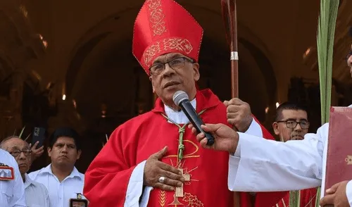 Monseñor García Camader presidió la Semana Social para pensar el Perú. GARCIA CAMADER HABLA
