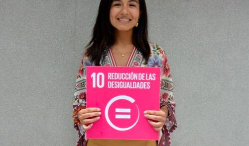 Damaris Herrera Salazar, socióloga de la Pontificia Universidad Católica, denuncia que Pronabec le quitó beca.