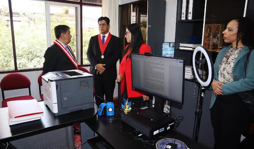Durante su visita, se reunió con autoridades judiciales locales para abordar la infraestructura y equipamiento. Fuente: Difusión.