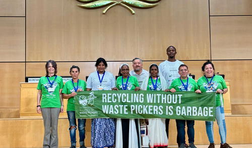 El rol de los recicladores, clave para un tratado global contra la polución por plásticos