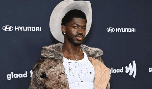 Lil Nas X fue llevado a un hospital por una posible sobredosis y arrestado por agresión. Lil Nas X fue llevado a un hospital por una posible sobredosis y arrestado por agresión.