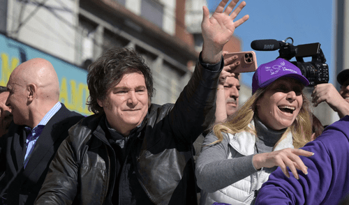 Javier Milei - Karina Milei - Caravana - Argentina