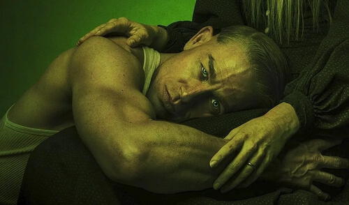 Charlie Hunnam será el encargado de traer a la vida a Ed Gein, en la nueva temporada de la serie de Netflix. Charlie Hunnam será el encargado de traer a la vida a Ed Gein, en la nueva temporada de la serie de Netflix.