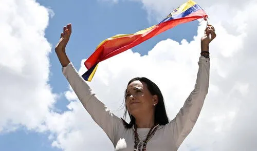 Maria Corina Machado es la líder opositora del régimen de Maduro.
