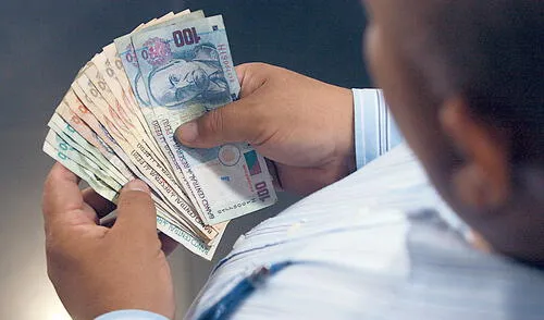 Para el año que viene, el presupuesto público será de S/257.562 millones. Incluye mejoras salariales para empleados del Estado. Foto: Archivo LR Sector público