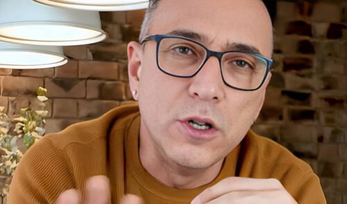 A través de sus redes sociales, Carlos Galdós habló sobre el distanciamiento que tuvo con su hija. A través de sus redes sociales, Carlos Galdós habló sobre el distanciamiento que tuvo con su hija.