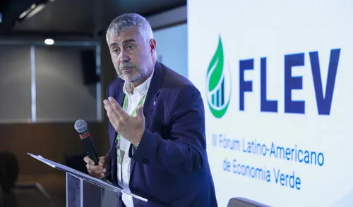 "Las políticas climáticas bien diseñadas generarán crecimiento económico, empleo y reducirán la pobreza", vaticinó Oliver.