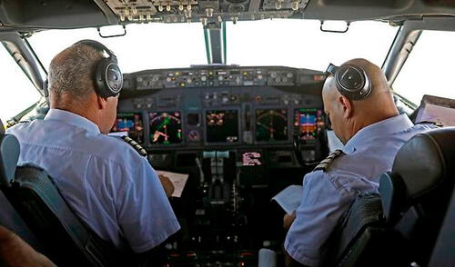 El 12% de los pilotos encuestados reveló que han dormido en todos sus vuelos. El 12% de los pilotos encuestados reveló que han dormido en todos sus vuelos. Foto: AFP/Referencial