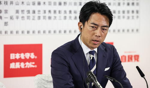Shinjiro Koizumi, de 44 años, es hijo del exprimer ministro japonés Junichiro Koizumi. Foto: AFP