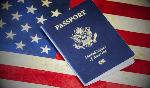 Nuevas reglas de 2025 impiden renovar el pasaporte a personas menores de 16 años.