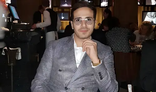 El israelí Simon Leviev, famoso estafador de Tinder, fue arrestado en Georgia. El israelí Simon Leviev, famoso estafador de Tinder, fue arrestado en Georgia.