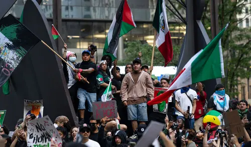 Según el censo del 2020, en Chicago vivirían alrededor de 800.00 inmigrantes latinos. Según el censo del 2020, en Chicago vivirían alrededor de 800.00 inmigrantes latinos. Foto: AFP