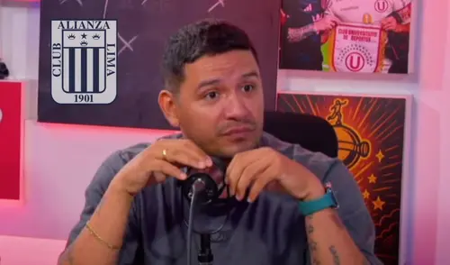 Reimond Manco calienta la previa del Alianza Lima vs U de Chile. Foto: Lr/Denganche Reimond Manco calienta la previa del Alianza Lima vs U de Chile.