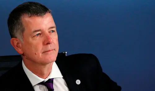 Richard Moore, jefe del espionaje británico, presentó este portal que se encuentra en la 'dark web'. Foto: AFP