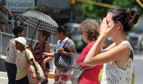Lima alcanzará hasta 25 °C con la llegada de la primavera Lima alcanzará hasta 25 °C con la llegada de la primavera