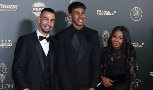 En la ceremonia del Balón de Oro 2024, Lamine Yamal ganó el Trofeo Kopa a mejor jugador joven. Foto: AFP