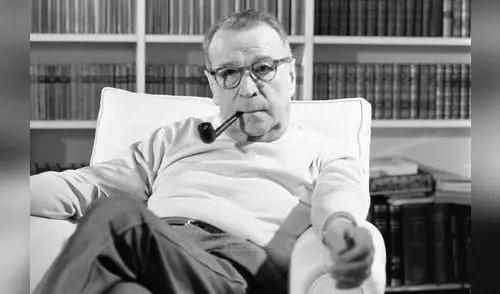 Georges Simenon. Fuente: Literatura.us.