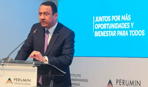El ministro de Desarrollo Agrario y Riego, Ángel Manero, participó en el Foro del Agua de Perumin 37, en Arequipa. Foto: Perumin El ministro de Desarrollo Agrario y Riego, Ángel Manero, participó en el Foro del Agua de Perumin 37, en Arequipa. Foto: Perumin