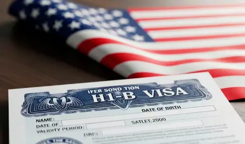 La tarifa de US$100 mil de Trump para la visa H-1B entró en vigencia el 21 de septiembre.