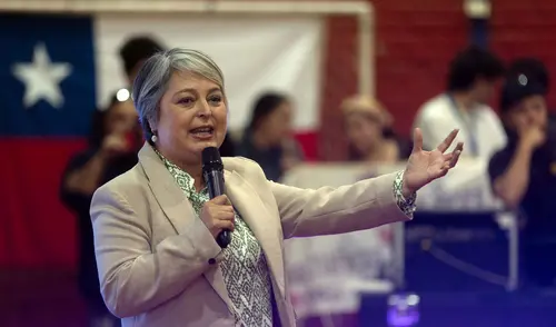 Hace algunos meses, Jara había asegurado que Cuba "tiene un sistema democrático distinto. Hace algunos meses, Jara había asegurado que Cuba "tiene un sistema democrático distinto. Foto: AFP