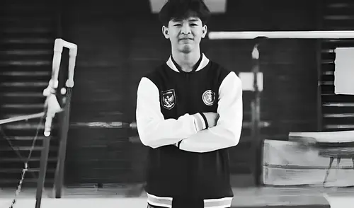 Naufal Takdir Al Bari murió tras sufrir grave lesión en el cuello en entrenamiento. Naufal Takdir Al Bari murió tras sufrir grave lesión en el cuello en entrenamiento.