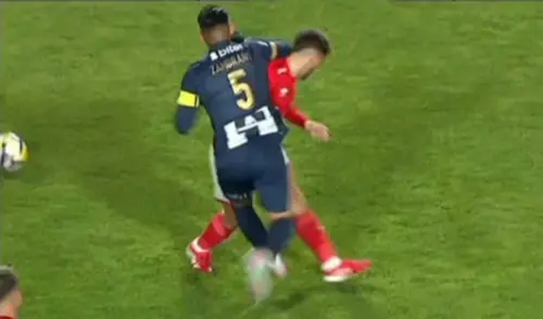 Carlos Zambrano acumula su segunda expulsión en esta Liga 1 2025 con Alianza Lima