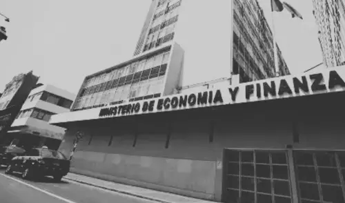 El MMM del MEF prevé que en 2025 el déficit fiscal cierre en 2,2% del PBI. Foto: Andina El MMM del MEF prevé que en 2025 el déficit fiscal cierre en 2,2% del PBI