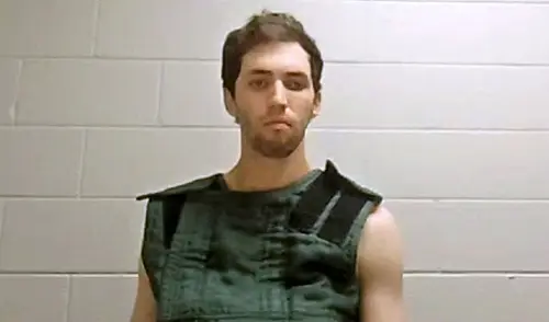 Tyler Robinson se encuentra recluido en una cárcel del condado de Utah. Foto: AFP