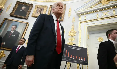 La orden ejecutiva firmada por Donald Trump ofrece garantías de seguridad a Qatar. Foto: AFP