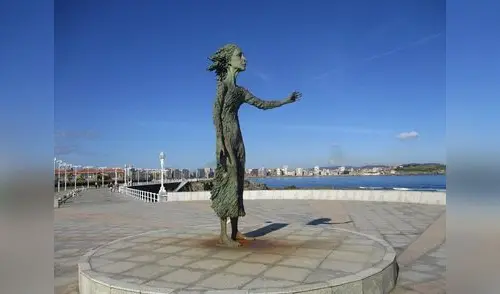 "La Lloca de Rinconín" de Ramón Muriedas Mazorra. Imagen: Difusión. "La Lloca de Rinconín" de Ramón Muriedas Mazorra. Imagen: Difusión.